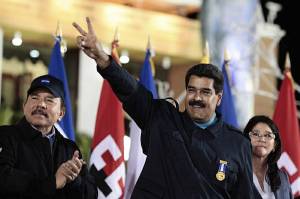 Maduro responde a Obama con 100 mil soldados movilizados