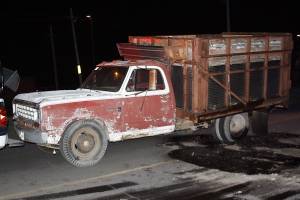 Abandonan camioneta con mil litros de combustible robado en Texmelucan