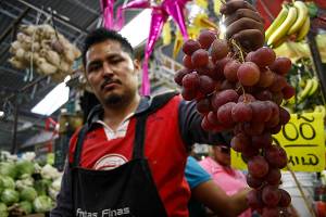 Economía mexicana creció 2.1 por ciento en 2014
