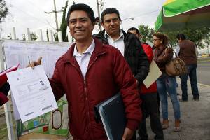 Dos mil maestros de Puebla presentan exámenes del Concurso de Promoción