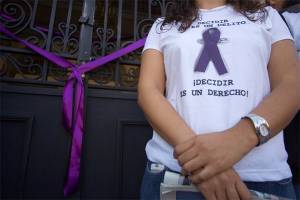 Mujeres de Puebla, tercer lugar en abortos en clínicas del Distrito Federal