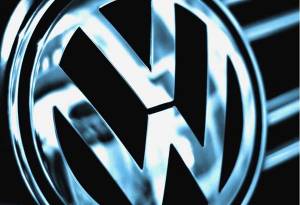 VW reducirá inversiones en mil millones de euros anuales