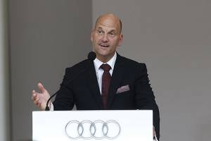 Audi recomendará con sus proveedores a personas que no contrate