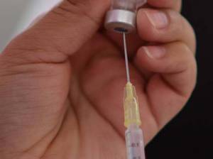 Estables 23 niños por reacción a vacunas en Chiapas; 6 están graves