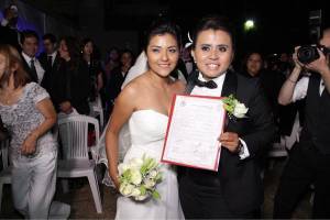 Fabiola y Lupita, la primer pareja gay que contrae matrimonio en Puebla