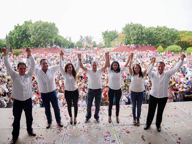 Cuauhtémoc Blanco anuncia matrimonio al término de elecciones en Cuernavaca