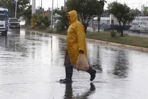 Lluvias fuertes en Puebla por combinación de dos frentes fríos