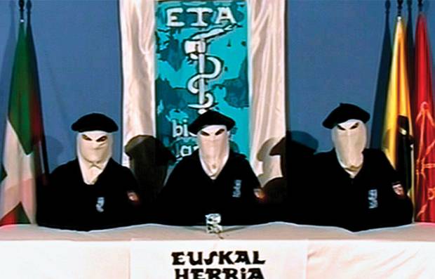 ETA anuncia desarme y cese definitivo de la violencia