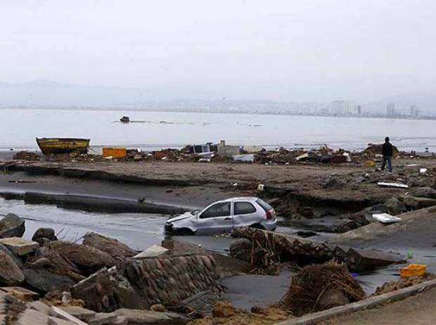 Actualizan cifra de damnificados por terremoto en Chile a más de 13 mil