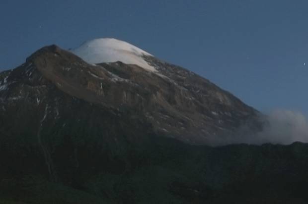 Rescatan ileso a alpinista norteamericano en el Pico de Orizaba