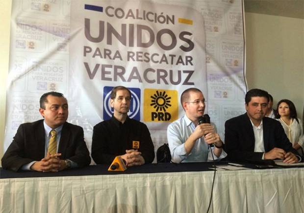 PAN y PRD formalizan alianza electoral en Veracruz
