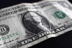 Banxico interviene mercado por escalada del dólar: Cotiza en $17.65
