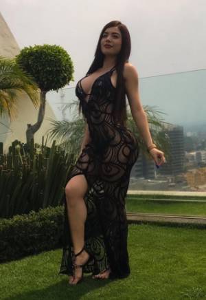 FOTOS: Tracy Saenz, modelo de Gerardo Ortiz, aparecerá en Playboy