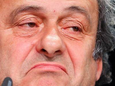 Michel Platini retiró candidatura por la presidencia de la FIFA