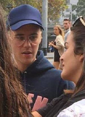 VIDEO: Justin Bieber le dijo a fan australiana &quot;me das asco&quot;