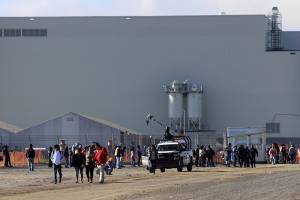Audi adeuda 10 mdp por construcción de planta en Puebla, acusa CTM