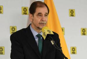 Basave pide al CEN del PRD rechazar coalición con el PAN en Puebla