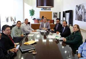 RMV e IFT revisan avances del apagón analógico en Puebla