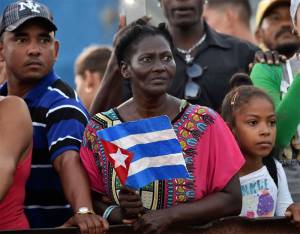 Caravana con los restos de Fidel Castro avanza al oriente de Cuba
