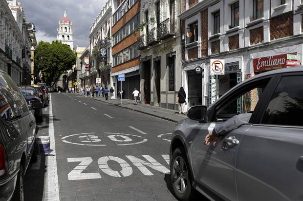 Enero viene con multas en Zona 30 del Centro Histórico de Puebla