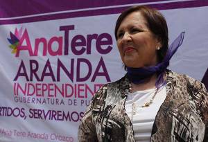 Ana Teresa Aranda se olvida de criticar al PRI en su arranque de campaña