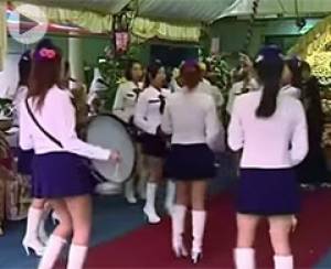 VIDEO: Funerales en Taiwan, entre bellas chicas y buena fiesta