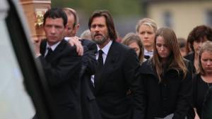 Jim Carrey se despidió de su novia en Twitter tras acudir a funeral