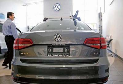VW ofrece en Europa descuentos a los dueños de autos trucados; en México no