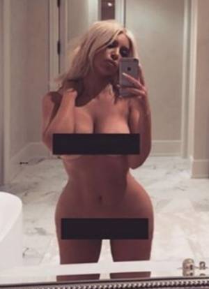 Kim Kardashian se desnudó en Instagram