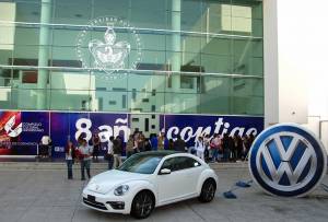 Volkswagen vincula a universitarios de Puebla con nuevas tendencias