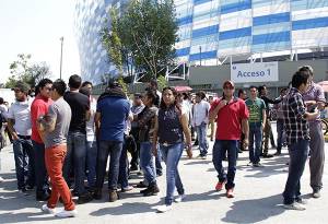 Crece conflicto sindical en Audi Puebla