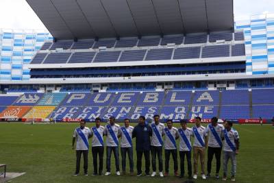 FOTOS: Puebla FC presentó a sus refuerzos para el Clausura 2016