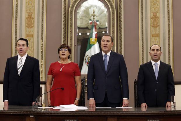Aguilar Chedraui rinde informe como presidente del Congreso de Puebla