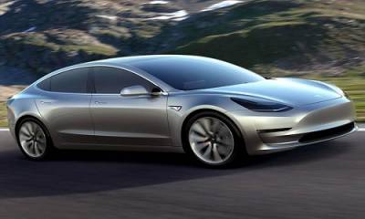 Tesla presenta Model 3 2017