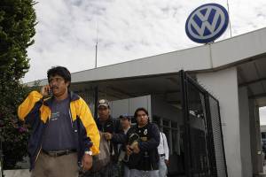 VW fabricará mil 900 autos al día para conservar plantilla laboral en Puebla