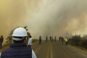 SGG asegura que quedó sofocado incendio en Zacatlán, con ayuda de la Sedena