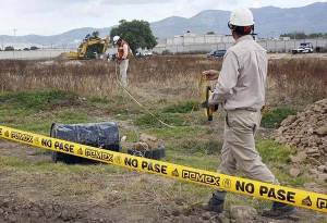 Pemex controló derrame de gasolina por toma clandestina en Tepeaca, Puebla