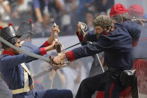 VIDEO y FOTOS: Puebla disfruta de su tradicional Desfile de la Batalla del 5 de Mayo
