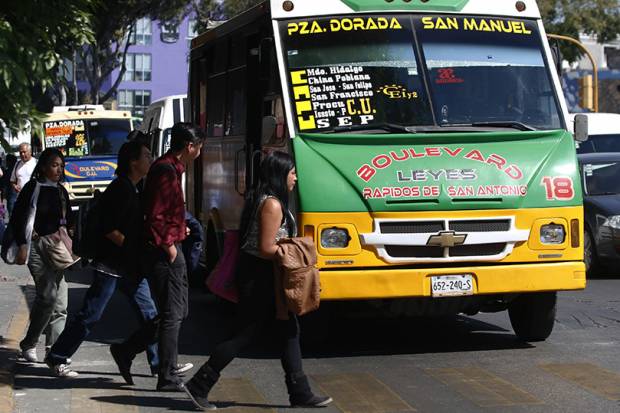 Retiran seis concesiones a transportistas de Puebla por aumentar tarifas