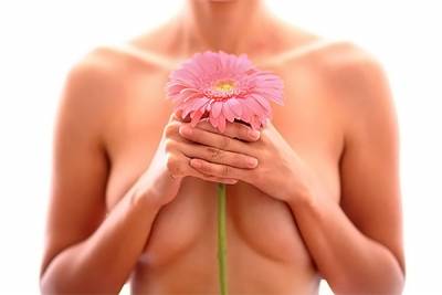 Seguros médicos para enfrentar el cáncer de mama