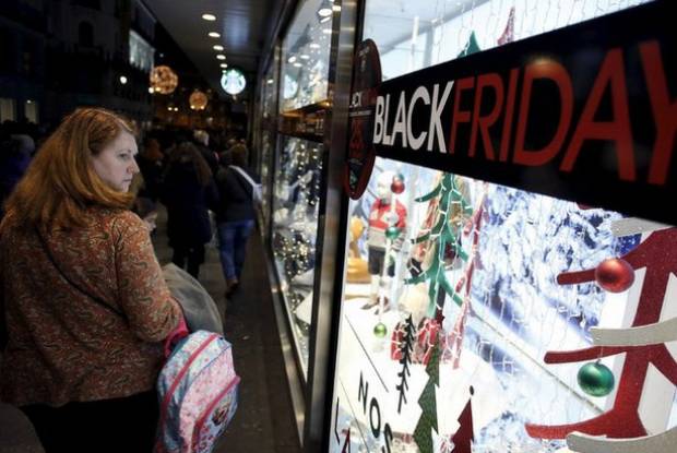 Pasa deslucido Black Friday con bajas ventas en Estados Unidos