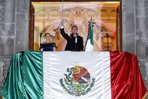 Moreno Valle encabezó celebración del 205 Aniversario de la Independencia
