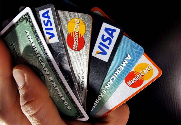 El peor error al pagar con tarjeta de crédito