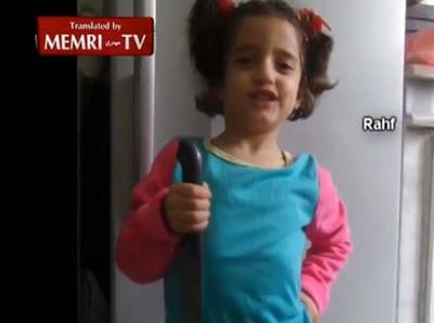 VIDEO: Impacta niña palestina que quiere apuñalar judíos