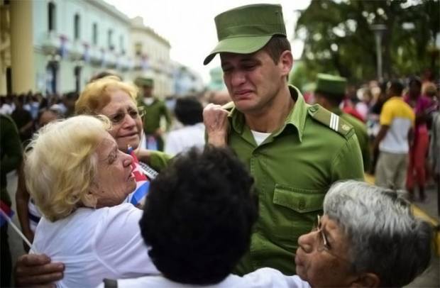 Los cubanos viven el Síndrome de Estocolomo por la muerte de Fidel