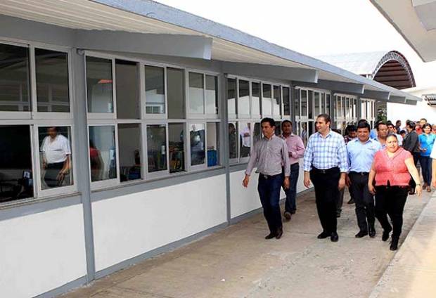 RMV recorre Parque Escénico y primarias en Huauchinango