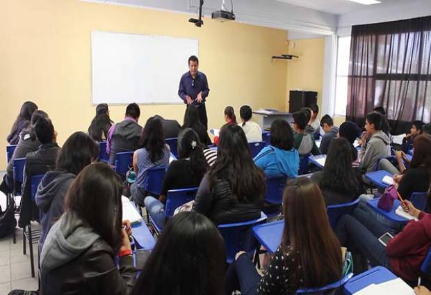 Certifican calidad educativa de los 37 planteles del Colegio de Bachilleres de Puebla