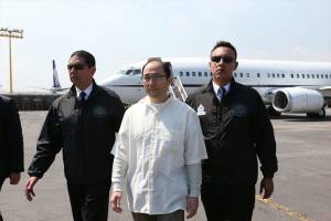 Zhenli Ye Gon llega a México extraditado por Estados Unidos