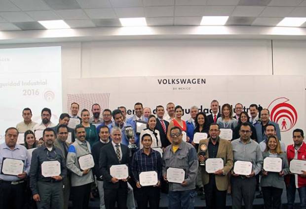 Volkswagen de México reconoce a su personal por prevención de riesgos de trabajo