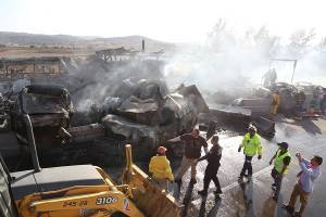 FOTOS: Carambola en la autopista Puebla-Orizaba, ocho muertos y vehículos calcinados